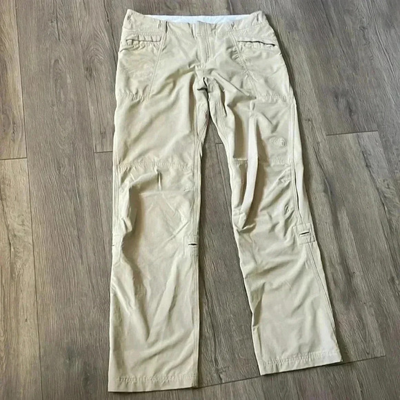 THE NORTH FACE Women Lightweight Nylon Hike Travel Pants Button Up Short Crop-8 - Picture 1 of 9